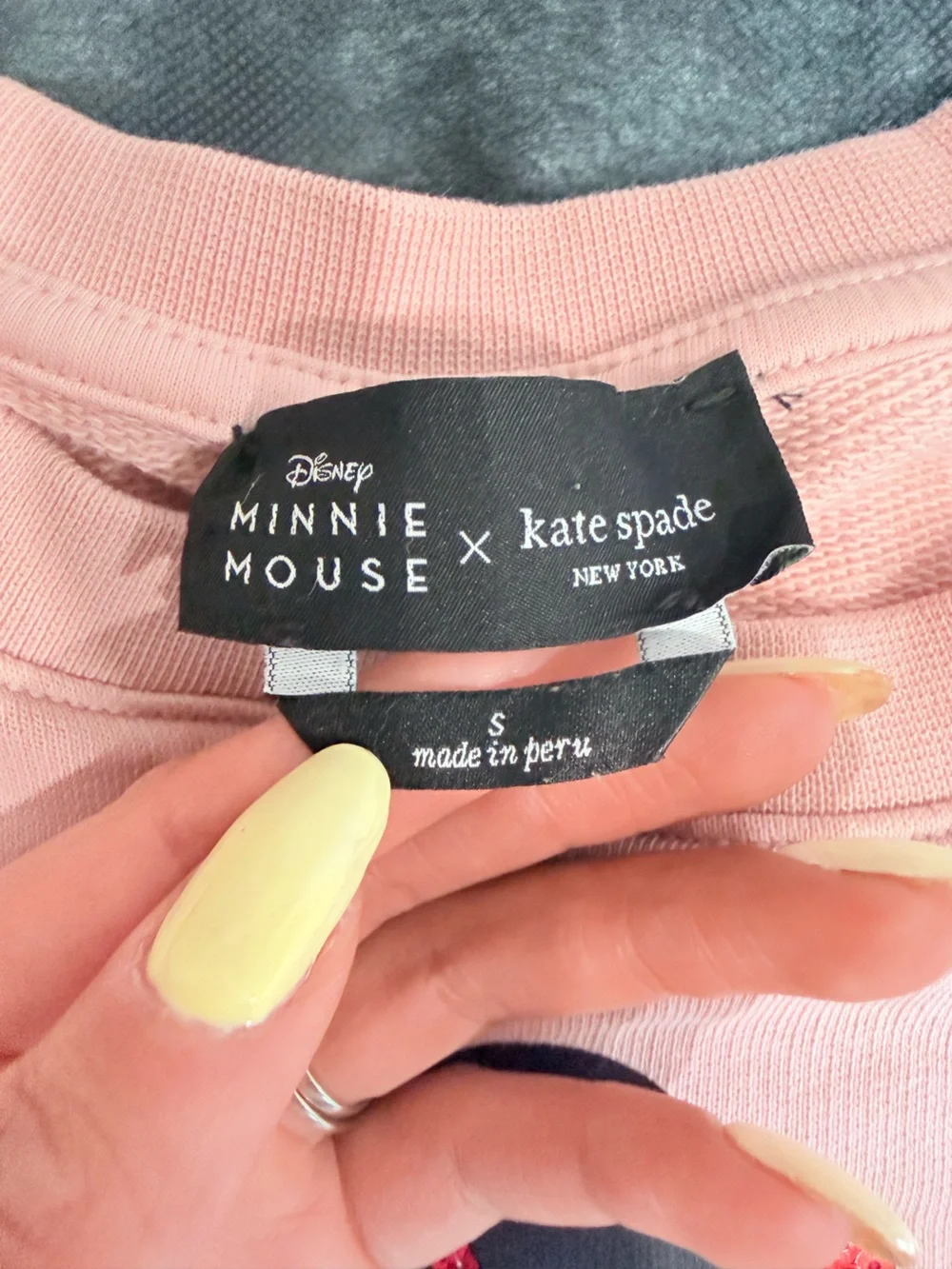 🔥Disney & Kate Spade Pink Minnie Mouse Graphic Sweatshirt Size S EC🔥